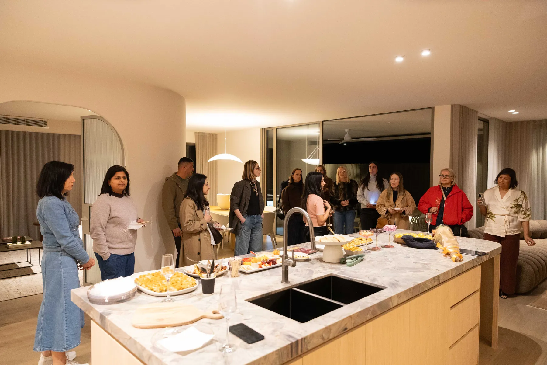 Rossmoyne House tour, Thornbury